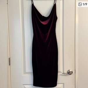 Lulu's Burgundy Bodycon Midi Velvet Dress, made in USA, Stretch, Formal